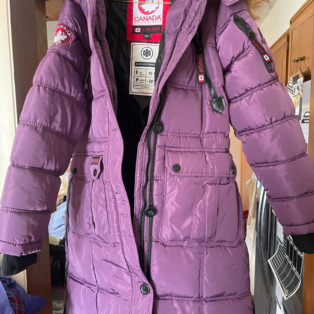 Canada Weather Gear Women’s  Purple Puffer Coat